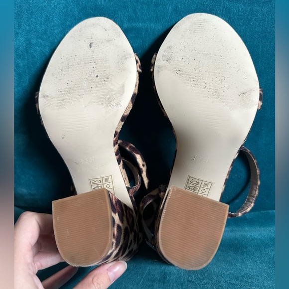 Lulu’s Raid Leopard Ankle Wrap Sandal - Size 39 - Picture 7 of 8